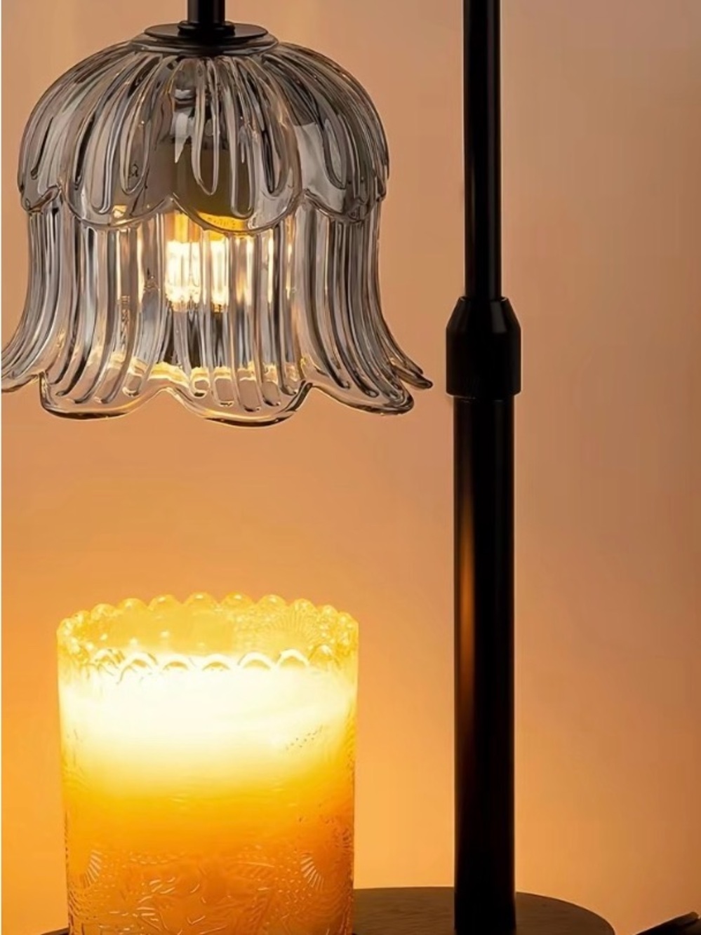 Gray glass candle warmer with Flower-Shade, black adjustable arm.